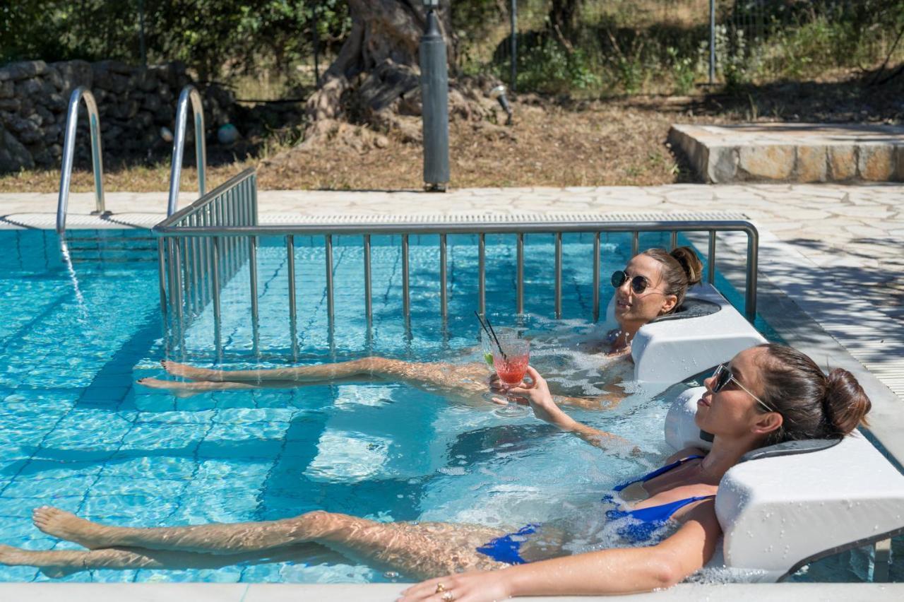 Boutique Villa Petra Amanda Heated Pool Optional Fílippos Dış mekan fotoğraf