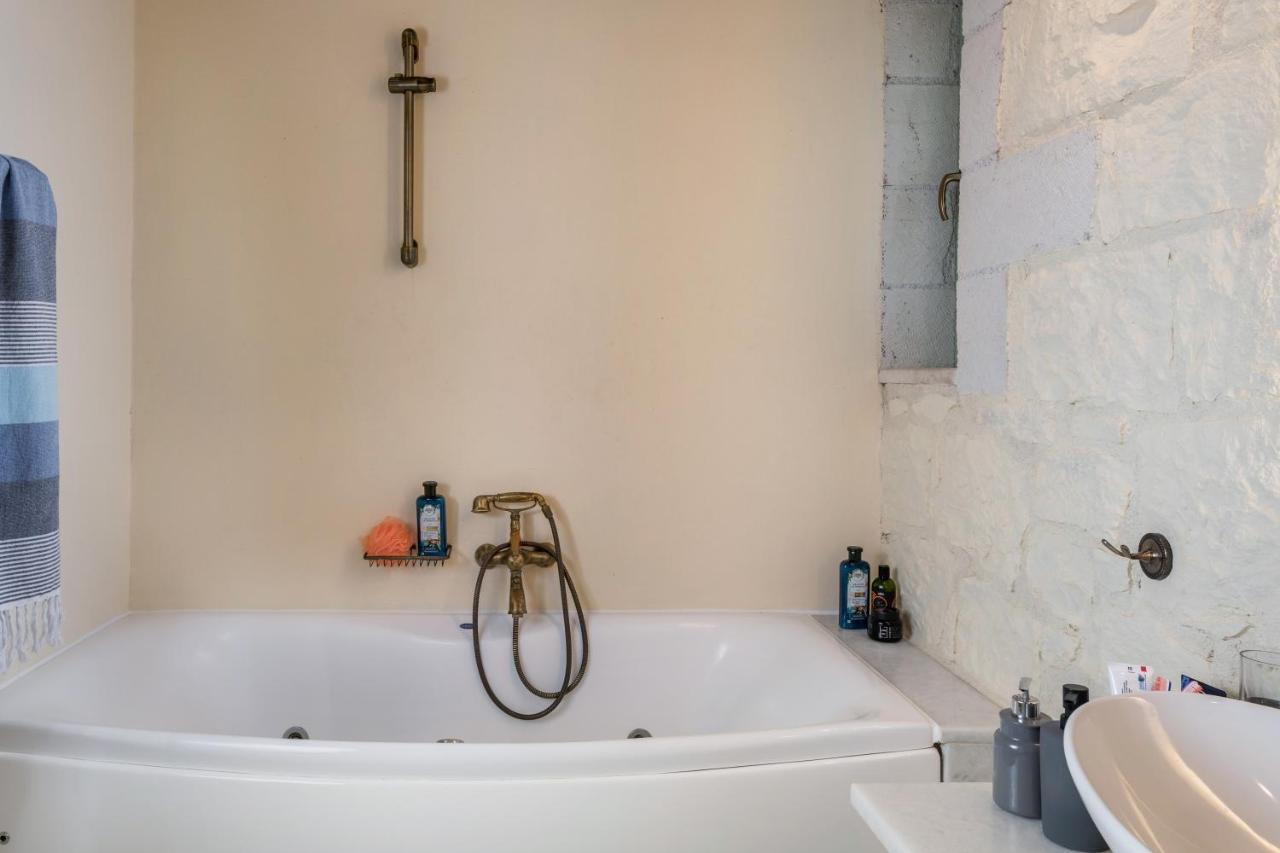 Boutique Villa Petra Amanda Heated Pool Optional Fílippos Dış mekan fotoğraf
