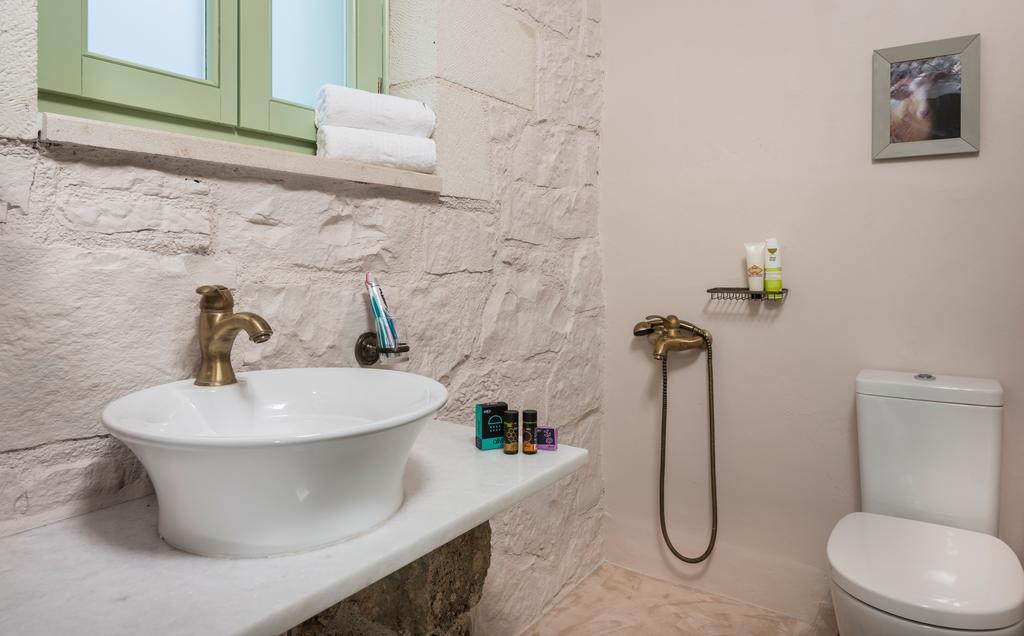 Boutique Villa Petra Amanda Heated Pool Optional Fílippos Dış mekan fotoğraf